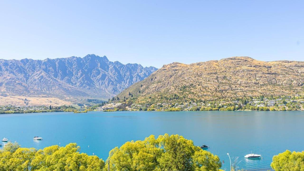 Picture Perfect - Queenstown Holiday Home Eksteriør billede